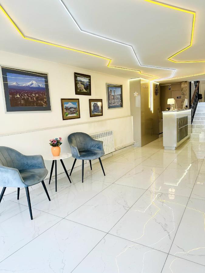 Rest Apartments By Nava Hotel Ереван Экстерьер фото