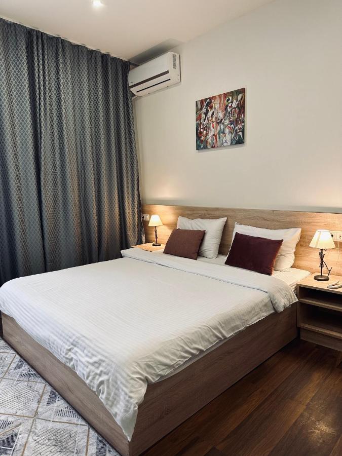 Rest Apartments By Nava Hotel Ереван Экстерьер фото